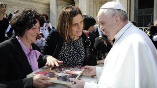 Papa Francesco - Targa in Legno 1